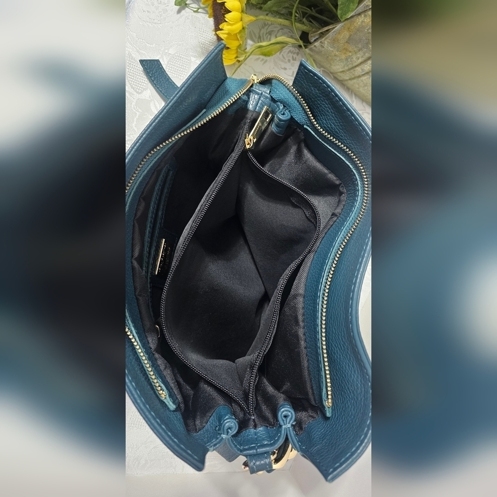 Viola Castellani Teal-Gold Chain Leather Bag - Picture 9 of 9